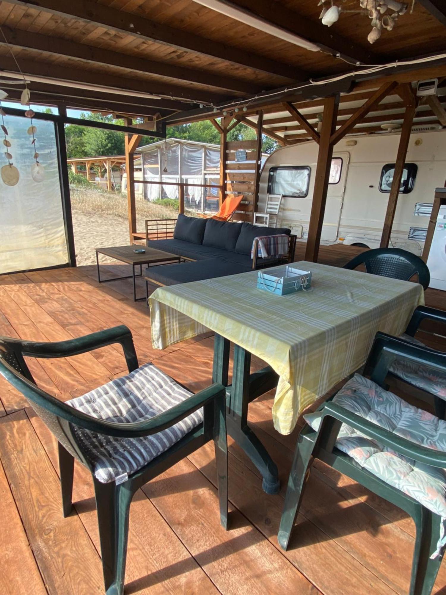 Sea Caravan On The Beach Kiten (Burgas) Exterior foto