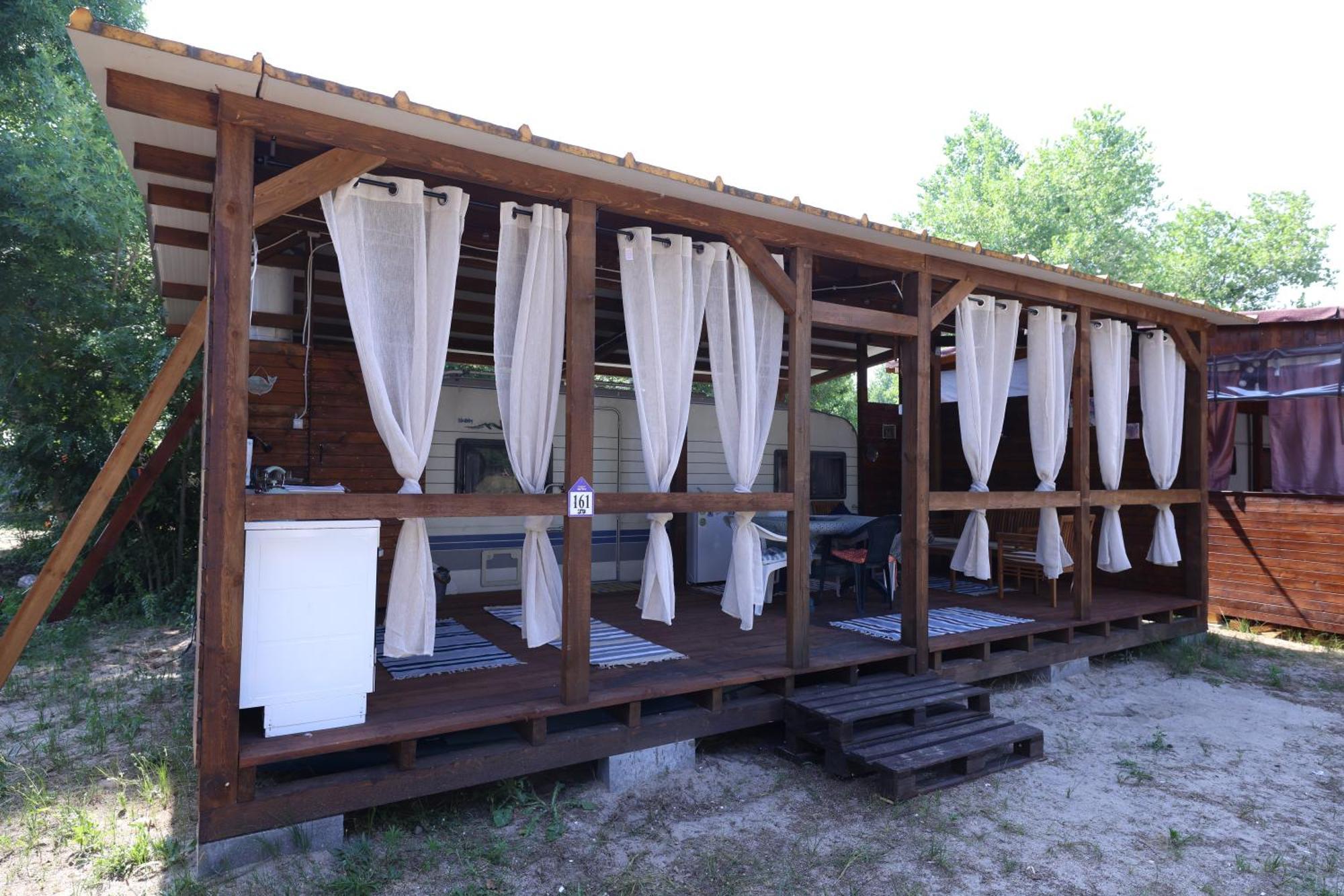 Sea Caravan On The Beach Kiten (Burgas) Exterior foto