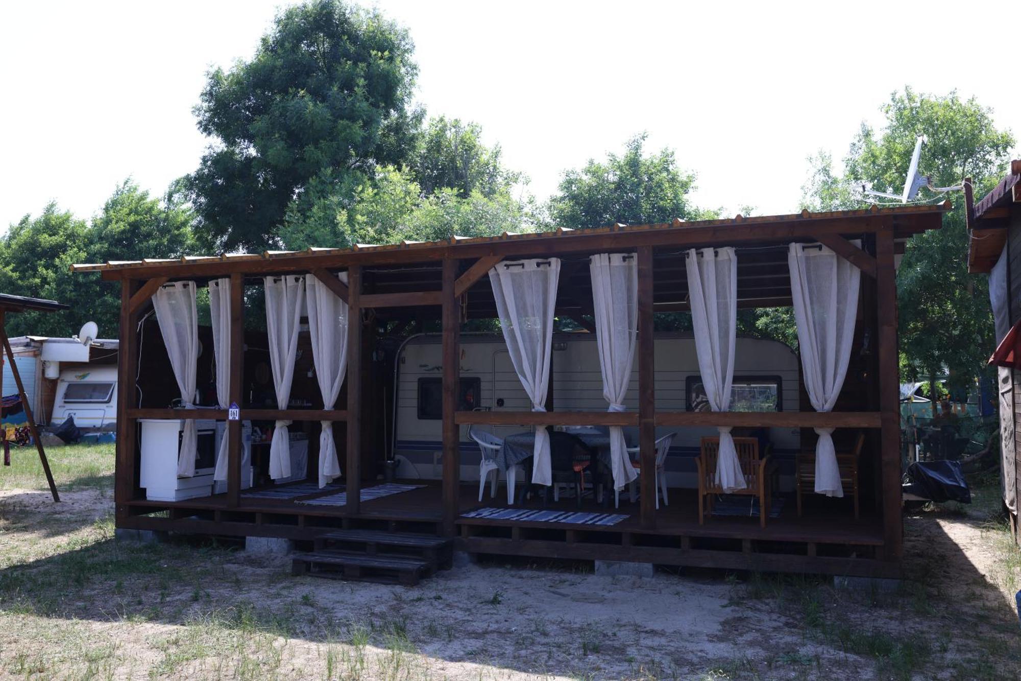 Sea Caravan On The Beach Kiten (Burgas) Exterior foto
