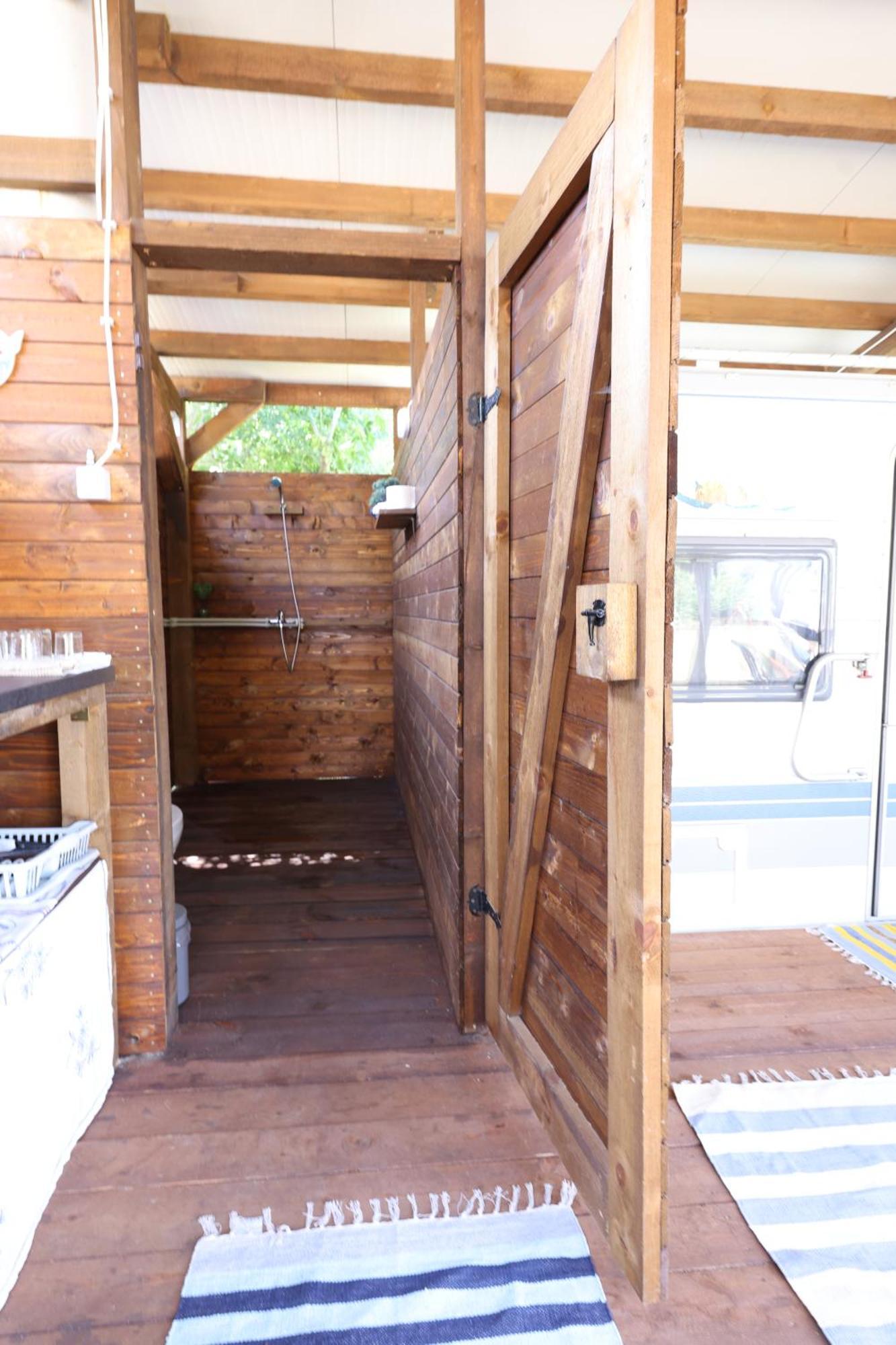 Sea Caravan On The Beach Kiten (Burgas) Exterior foto
